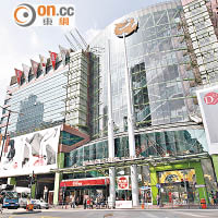 西九龍中心為區內吃喝玩樂的集中地。