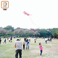 屋苑鄰近大埔海濱公園。