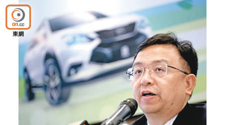 比亞迪王傳福表示，有信心實現今年售出十二萬輛新能源車的目標下限。（黃仲民攝）