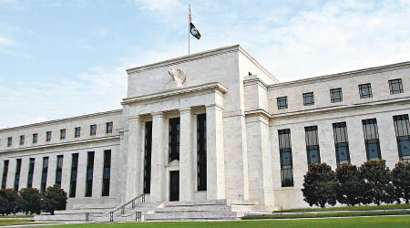 利率期貨顯示，聯儲局下月加息機會率為三成八。