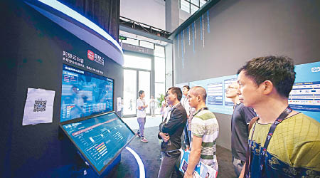 中國雲計算市場競爭激烈，各科技企業銳意搶佔市場。（資料圖片）