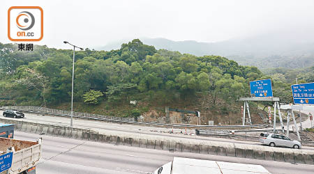 龍翔道與獅子山隧道公路交界豪宅地，佔地逾12.12萬方呎。