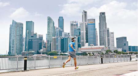 新加坡第二季國內生產總值增幅遜預期。