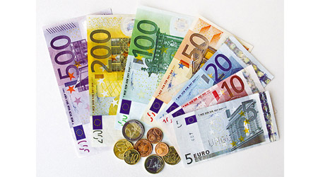 近期歐元兌美元震盪範圍大概在1.155至1.18之間。