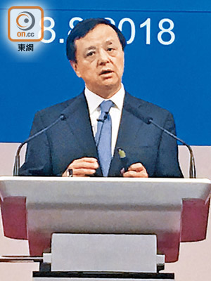 港交所行政總裁李小加預期下半年市況更具挑戰性。