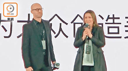 宜家Anna Pawlak-Kuliga（右）表示，未來一年將在中國設6家新店。左為Bjorn Block。