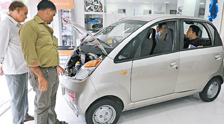 印度去年汽車銷量大增8.3%至399萬輛。