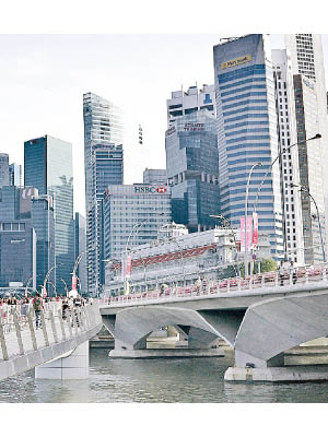 在疫情惡化前，新加坡經濟早已顯得疲弱。