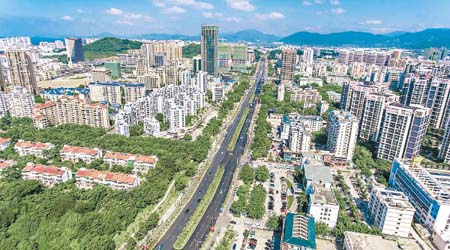 海南省近年頻獲國策扶持，有望成為外資進入中國內需市場的跳板。