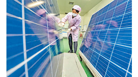 受惠太陽能玻璃價格飆升，信義光能盈利大增。