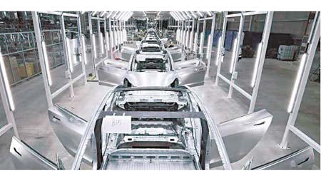 內地積極推動新能源汽車產業發展。