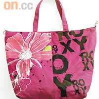 Roxy紫紅色大花布袋 $290（C）