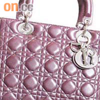 Lady Dior手袋　$16,500