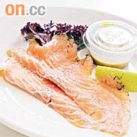 三文魚含有的奧米加三，可抵銷攝取過多亞麻油酸的不良影響。