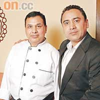 尼泊爾籍的負責人Kark（右）與大廚Krishna既是同鄉又是老友，二人一起將新派印菜帶到蘇豪區。