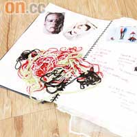 王秋紅的筆記簿色彩繽紛，內裏全是她的設計、布料等記錄。
