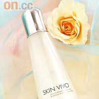 Skin Vivo基因活顏美肌水$320/125ml<br>含有透明質酸及獨家專利基因活化配方，能修復DNA微損傷，同時激活細胞新生，肌膚即時呈現新生質感，帶來柔滑光彩。