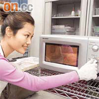 微波爐煮食方法正確，可保存食物營養。