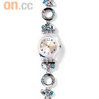 Menthol Tone 水晶鏤空鏈<BR>透明塑膠錶殼，配以由圓形、方形和杏仁形的鏤空鏈片組成，與錶面刻度同樣綴以淺藍、粉紅色水晶。$480
