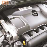 引擎可輸出238匹馬力，綜合油耗僅為11.2L/100km。