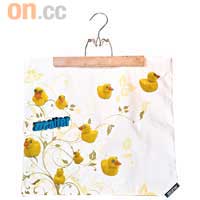 Femme白色鴨仔圖案Toast Tote Bag $195