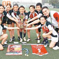 於上月初舉行的大專女子7人欖球錦標賽中，香港理工大學的女子欖球隊再一次登上冠軍寶座。