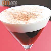 Amore $65（a）<BR>咖啡味很多時都含有點點杏仁味，illy espresso中加入杏仁酒，味道自然非常配合，再加上鮮忌廉，入口更鮮更滑。