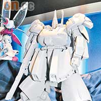 MG 1/100 The.O<BR>暫定售價：12,600日圓（折約港幣$1,062.6）<BR>　預計推出日期：今年夏季