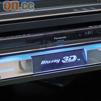 BDT-300係Panasonic首部3D Blu-ray影碟機，Load碟快，並內置Twin HDMI技術。售價、推出日期待定