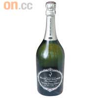 Billecart-Salmon brut 1998<BR>少數用上Pinot Meunier釀酒的酒莊，而且這瓶香檳真正用上三種香檳區法定葡萄混合釀製，帶有熱情果香氣。