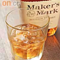 Maker's Mark $68<BR>產自美國肯德基的波本威士忌，由於使用的穀類及橡木桶有所不同，所以口感及味道跟一般威士忌不同，酒質濃醇而酒勁剛猛，配濃味食物一流。