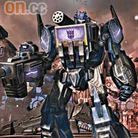 《Transformers：War for Cyberton》率先預覽麥加登、音波等造型，預計玩具將於8月抵港。