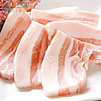 日本甘薯豬 $75<br>來自日本千葉縣的甘薯豬，因自細以甘薯飼養，故肉質較肥，可選擇油花較多的腩位或肥瘦均勻的梅肉。