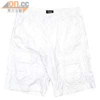 Izzue白色短褲 $599（A）