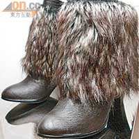 毛毛boots　$2,895