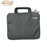 Incase 黑色iPad Case $340