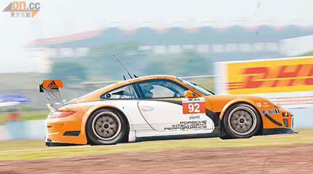 911 GT3 R Hybrid結合了高效率和節能的特點，而且系統可靠。