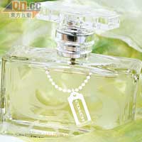 Coach The Signature EDP $680\50ml(b)<BR>以辛辣青柑橘、番石榴、紫羅蘭花、睡蓮、蜂蜜、橙花及茉莉花等，帶出感性又大方的香味，甜美時尚。