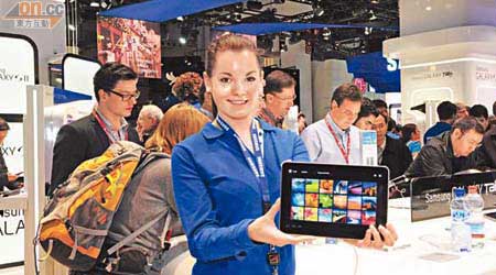 說到Android搶攻市場，除了電話當然還有這部GALAXY Tab 10.1，它採用了專為Tablet而設的Android 3.0系統。
