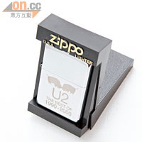 U2精選碟，Mini還儲了其相關的Zippo紀念火機。