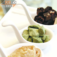 自製配料和醬汁很多，以桂花喱、荔枝玫瑰醬汁和綠茶麻糬最受歡迎。