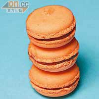 甘桔Macaroon $20/件（a）<br>Richard專為香港人而設計的口味，甘桔去核後以慢火煮成果醬，作為杏仁餅的夾心，味道甘甘的，不會太甜。