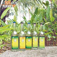 天然果味冧酒共有５款，包括原味、檸檬、柑桔、菠蘿，以及最受歡迎的椰子味，620 Baht（約HK$163）。