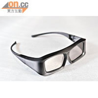 主動式快門3D眼鏡設計輕巧舒服。售價：$1,700