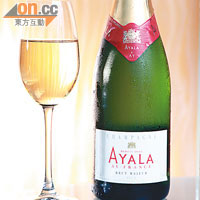 Ayala Brut Majeur $790/支<br>入口清新香醇，色澤透澈金黃，味道豐盈，能夠帶出海產的鮮味。