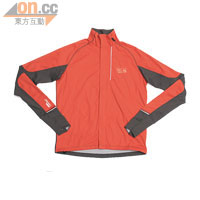 Dry Q Active Effusion Power Jacket $1,499‧以Jersey Airshield Active面料和Stretch Tech Terry內層製成‧兼具防風、抗水、散熱和高度強性