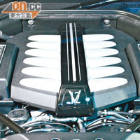 引擎用上6.6公升V12 Twin Turbo，性能非常強勁。