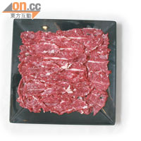 牛腩心肉 $188（大）（a）<br>獨家貨，堪稱鎮店之寶。600斤牛肉只得6斤，是牛腩最嫩的部分，嫩口而肉味甚濃，必須預訂。