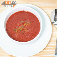 西班牙凍湯 $48<BR>西班牙經典的番茄凍湯，由新鮮番茄汁、西芹和甘筍製成，能有助去水腫和排毒，而且酸甜可口。