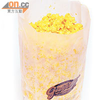 Cheese Corn $49（小）、$69（中）、$79（大）、$139（珍寶）<br>粒粒的色澤都夠金黃，摸上手仍帶點點油脂，每一粒都很鹹香，口感軟身。